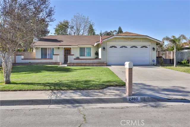 2407 Saint Elmo Dr, San Bernardino, CA 92410