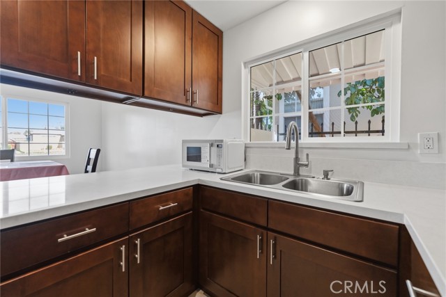 Detail Gallery Image 14 of 38 For 706 E Palmer, Compton,  CA 90221 - 3 Beds | 2 Baths