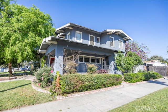 Detail Gallery Image 7 of 48 For 3463 E Kerckhoff, Fresno,  CA 93702 - 4 Beds | 2 Baths