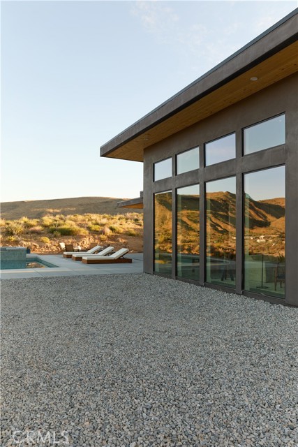 Detail Gallery Image 32 of 41 For 5137 Pioneertown Rd, Pioneertown,  CA 92268 - 3 Beds | 2/1 Baths