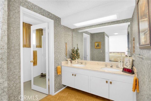 18132 James Road, Villa Park CA: https://media.crmls.org/medias/3220ee4d-3648-4467-9a1a-c4c0a4124c81.jpg
