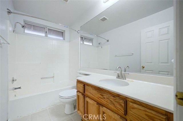 Detail Gallery Image 26 of 61 For 23805 Lake Vista Dr, Moreno Valley,  CA 92557 - 3 Beds | 2/1 Baths