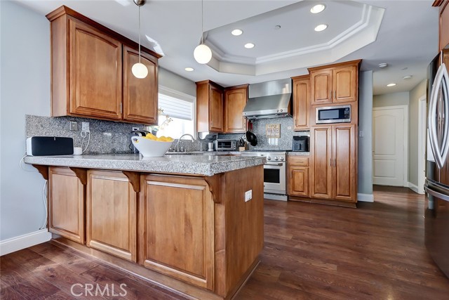 2409 Voorhees Avenue, Redondo Beach, California 90278, 4 Bedrooms Bedrooms, ,2 BathroomsBathrooms,Residential,Sold,Voorhees,SB21187406