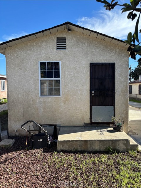Detail Gallery Image 40 of 44 For 1343 S La Verne Ave, East Los Angeles,  CA 90022 - 2 Beds | 1 Baths