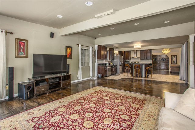 Detail Gallery Image 13 of 46 For 11425 Bryant St, Yucaipa,  CA 92399 - 4 Beds | 4 Baths