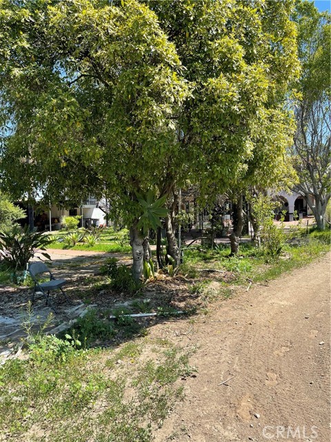 342 Hollenbeck, Covina CA: https://media.crmls.org/medias/32230ce9-fc2b-4735-be32-f1c40c1a0e77.jpg
