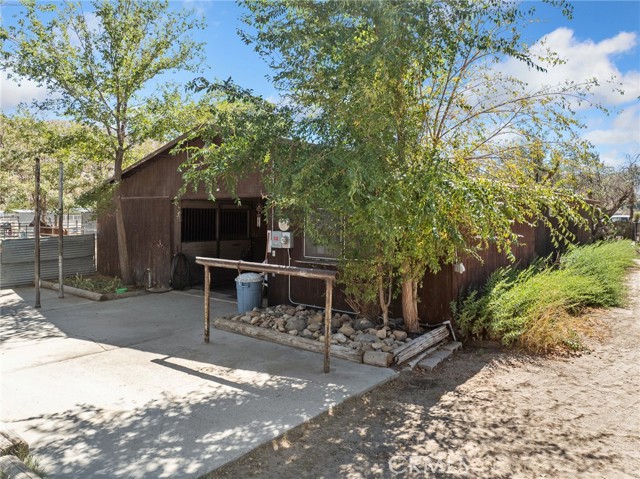 19976 Cornelian, Apple Valley CA: https://media.crmls.org/medias/3223247e-7de1-434d-ba4d-b812d4937c6e.jpg