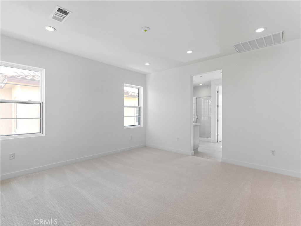 MLS #OC25227775 image #18