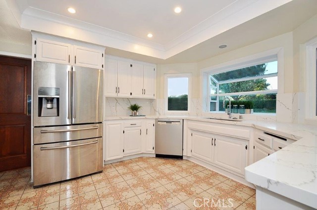 11 Country Lane, Rolling Hills Estates, California 90274, 5 Bedrooms Bedrooms, ,2 BathroomsBathrooms,Residential,Sold,Country Lane,PV17245605 11 Country Lane, Rolling Hills Estates, California 90274, 5 Bedrooms Bedrooms, ,2 BathroomsBathrooms,Residential,Sold,Country Lane,PV17245605