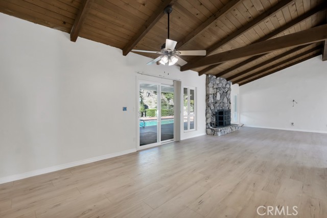 Detail Gallery Image 13 of 53 For 3953 Bon Homme Rd, Calabasas,  CA 91302 - 4 Beds | 3 Baths