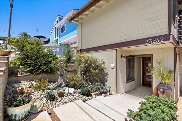 33942 Pequito Drive, Dana Point CA: https://media.crmls.org/medias/322609b6-df81-4356-925f-c2f15688ed58.jpg