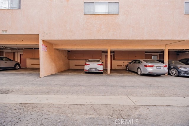 Detail Gallery Image 25 of 27 For 7924 Woodman Ave #16,  Panorama City,  CA 91402 - 1 Beds | 1 Baths