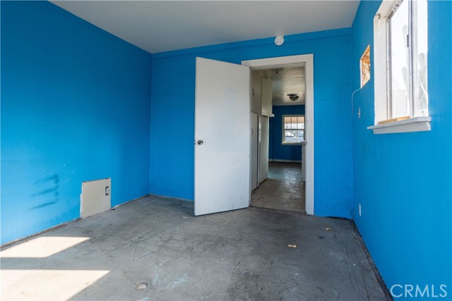 Detail Gallery Image 10 of 19 For 809 Caylor St, Bakersfield,  CA 93304 - 2 Beds | 1 Baths