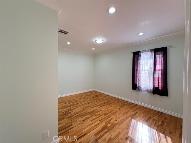 Detail Gallery Image 19 of 27 For 7502 Balcom, Reseda,  CA 91335 - 3 Beds | 2 Baths