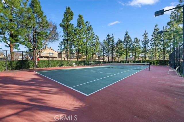 Detail Gallery Image 45 of 53 For 15699 Slowik Ct, Fontana,  CA 92336 - 4 Beds | 3/1 Baths