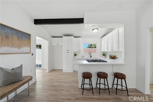 910 S Kenmore Street, Anaheim CA: https://media.crmls.org/medias/322787d1-cb75-40c7-9de2-29cf1154e34c.jpg