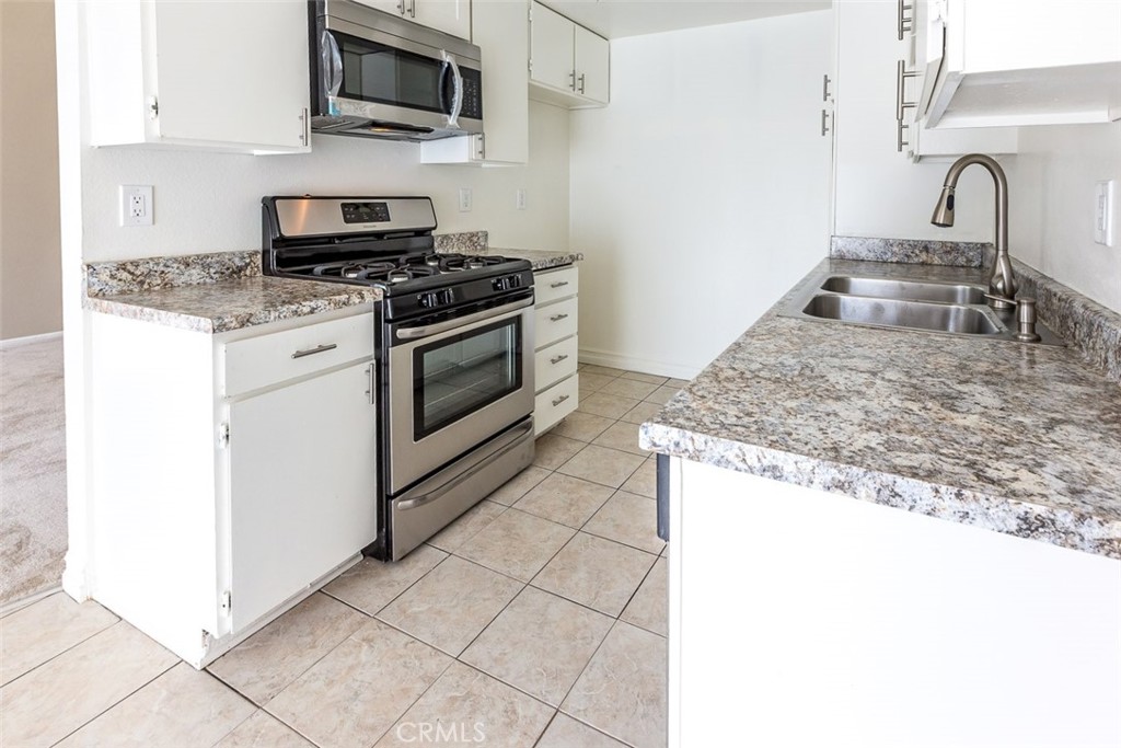 MLS #OC26119486 image #23