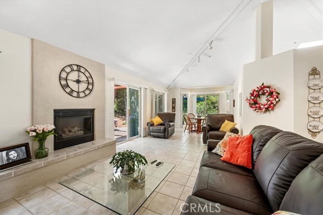 1989 Royal, San Luis Obispo CA: https://media.crmls.org/medias/322a40e0-ec16-4e05-ba12-2dc8758fb68f.jpg