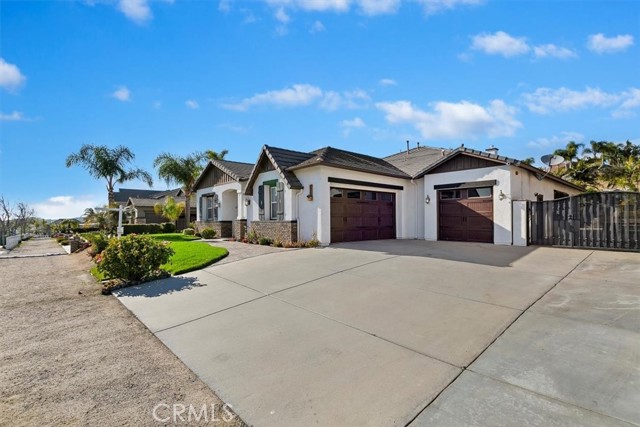 Detail Gallery Image 13 of 72 For 229 Oldenburg Ln, Norco,  CA 92860 - 4 Beds | 3 Baths