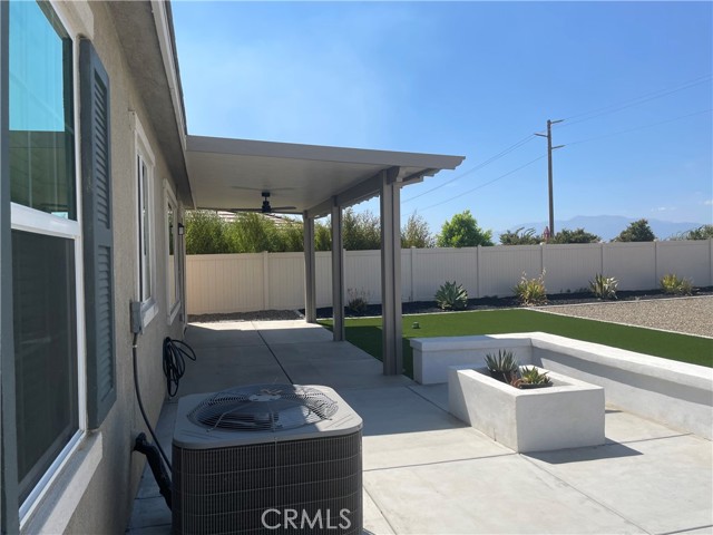 Detail Gallery Image 7 of 32 For 20952 Telegraph Rd, Riverside,  CA 92507 - 4 Beds | 2 Baths