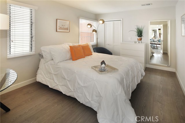 Detail Gallery Image 12 of 16 For 321 Iris Ave, Corona Del Mar,  CA 92625 - 2 Beds | 2 Baths