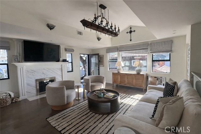 Detail Gallery Image 3 of 36 For 33795 Diana Dr, Dana Point,  CA 92629 - 5 Beds | 3 Baths