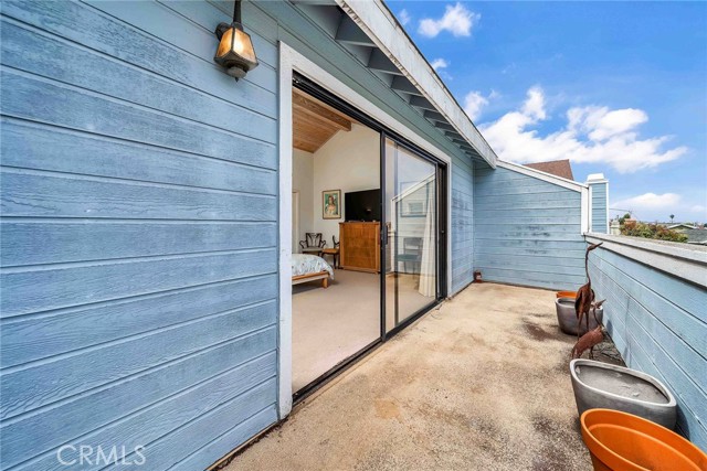 1812 Speyer Lane, Redondo Beach, California 90278, 3 Bedrooms Bedrooms, ,2 BathroomsBathrooms,Residential,Sold,Speyer,GD23083546