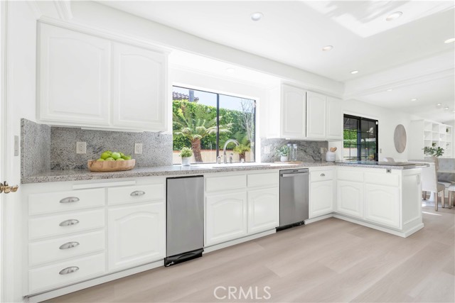 Detail Gallery Image 6 of 33 For 21 Santa Catalina Dr, Rancho Palos Verdes,  CA 90275 - 4 Beds | 3/1 Baths