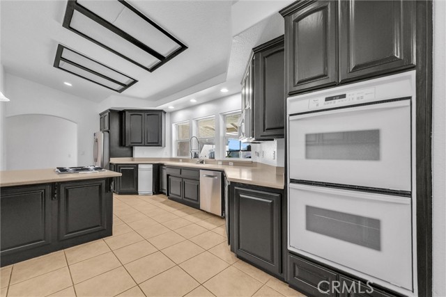 Detail Gallery Image 14 of 34 For 10180 Buffalo Rd, Oak Hills,  CA 92344 - 5 Beds | 4 Baths