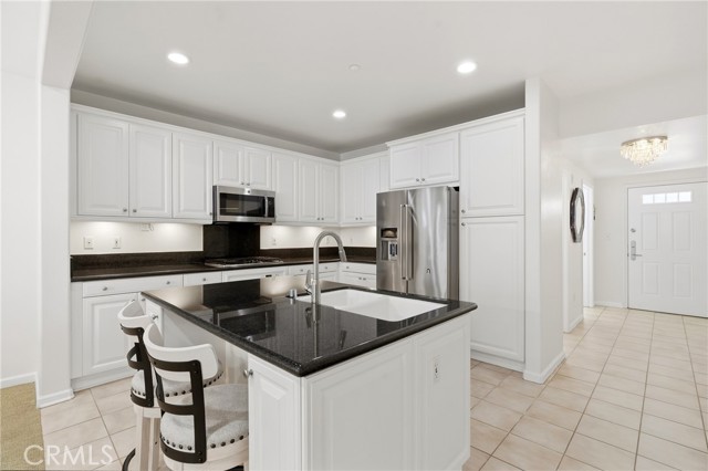 Detail Gallery Image 8 of 49 For 1400 E Ocean Bld #2403,  Long Beach,  CA 90802 - 2 Beds | 2 Baths