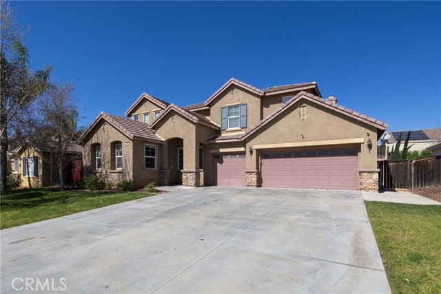 Detail Gallery Image 2 of 41 For 26670 Opal St, Moreno Valley,  CA 92555 - 5 Beds | 4 Baths