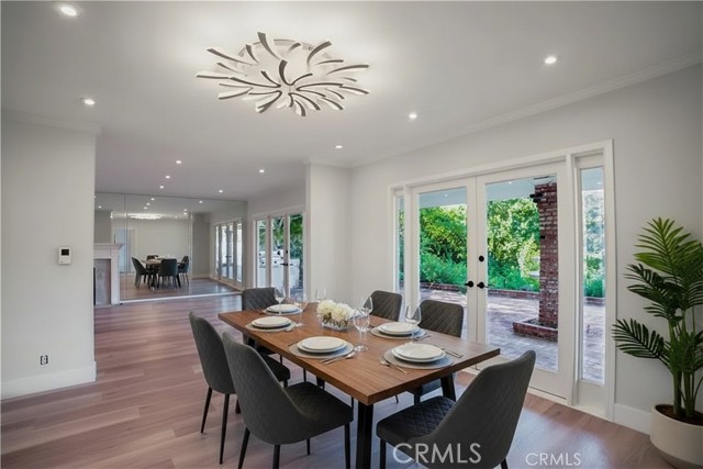 Detail Gallery Image 6 of 22 For 3551 Westfall Dr, Encino,  CA 91436 - 4 Beds | 2/2 Baths