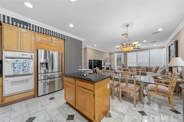 15075 Avenida Del Monte, Chino Hills CA: https://media.crmls.org/medias/322fffc2-0b63-439d-ba7a-87d305902208.jpg