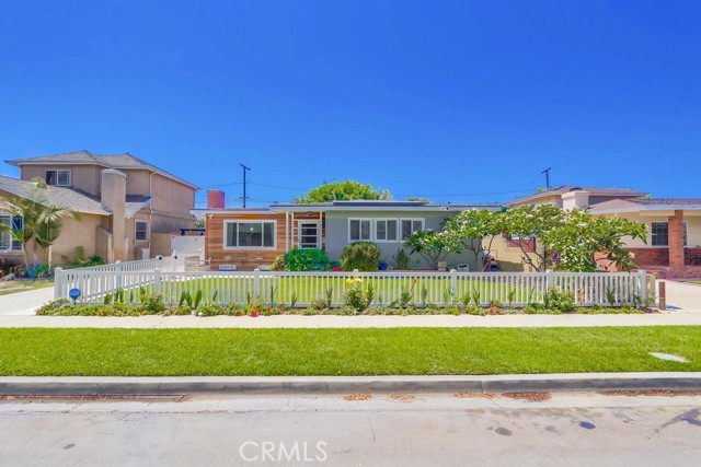 Image 2 for 2827 Radnor Ave, Long Beach, CA 90815