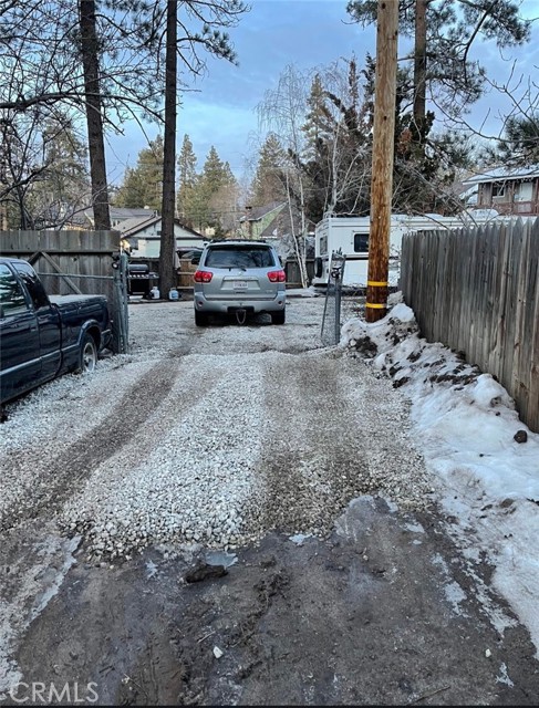 Detail Gallery Image 6 of 25 For 40172 Highland Rd., Big Bear Lake,  CA 92315 - 2 Beds | 1 Baths