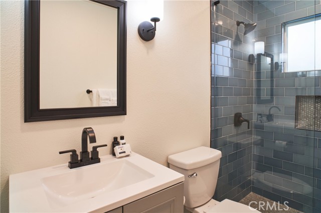 Detail Gallery Image 31 of 49 For 378 W Sunview Ave, Palm Springs,  CA 92262 - 4 Beds | 2 Baths