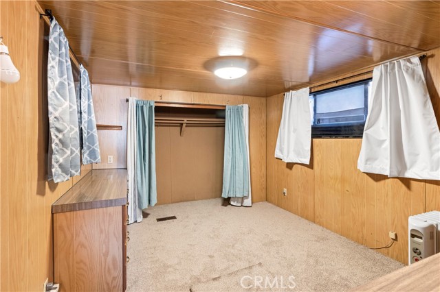 44725 E. Florida Avenue, Hemet CA: https://media.crmls.org/medias/32323d74-0b00-4a7f-8ace-bdd01611a71e.jpg