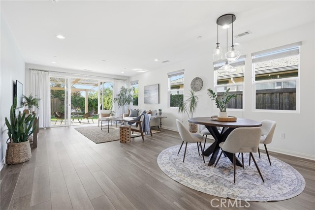 Front Image Thumbnail for CRSC25268041