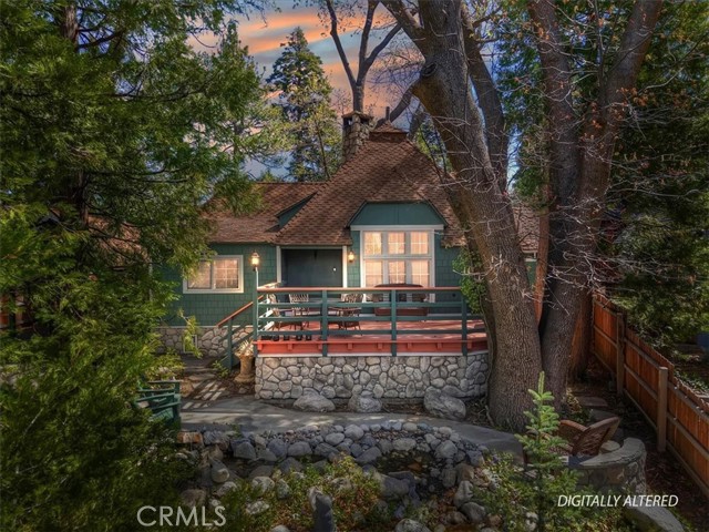 295 Sunset, Lake Arrowhead CA: https://media.crmls.org/medias/32333ac5-959f-45b5-b6ea-12aa11c70c84.jpg