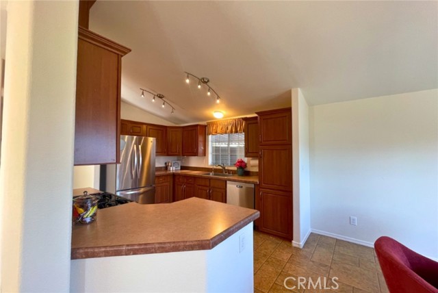 Detail Gallery Image 7 of 38 For 1704 Garnette Dr, San Luis Obispo,  CA 93405 - 3 Beds | 2 Baths