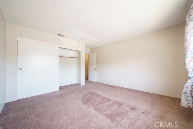 2255 Cahuilla Street, Colton CA: https://media.crmls.org/medias/3233f5a7-f815-4589-8349-a671c19edf9e.jpg