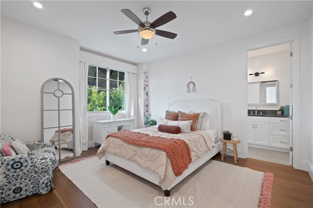 868 27th Street, Manhattan Beach, California 90266, 5 Bedrooms Bedrooms, ,6 BathroomsBathrooms,Residential,Sold,27th,SB21254472