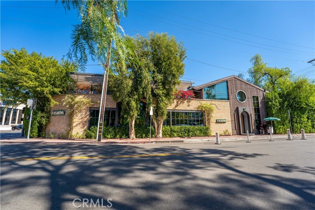 Detail Gallery Image 27 of 28 For 22157 Avenue San Luis, Woodland Hills,  CA 91364 - 4 Beds | 3 Baths