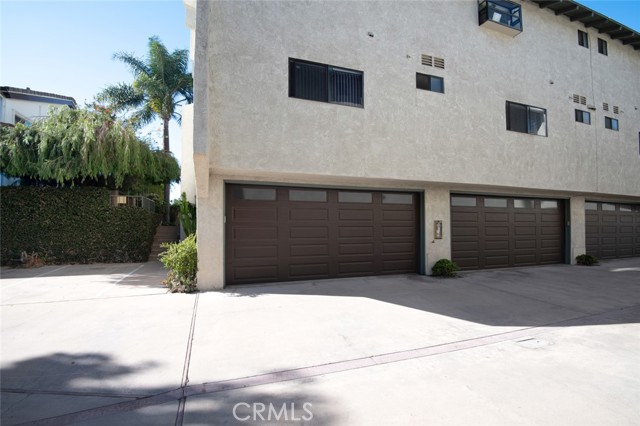 2110 Vanderbilt Lane, Redondo Beach, California 90278, 2 Bedrooms Bedrooms, ,2 BathroomsBathrooms,Residential,Sold,Vanderbilt,PV21255793