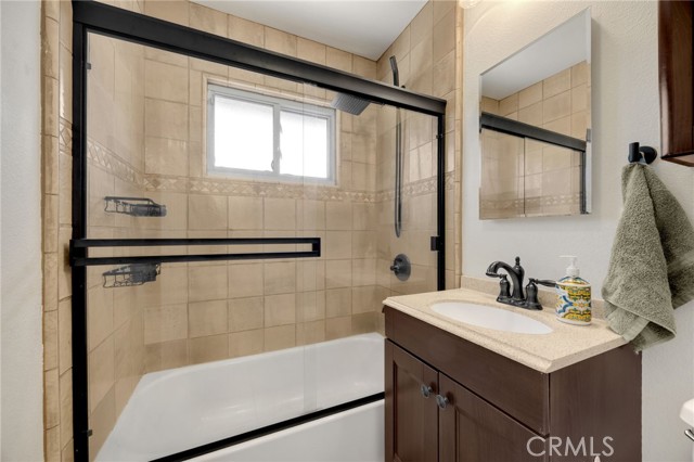 Detail Gallery Image 19 of 31 For 1335 W H St, Ontario,  CA 91762 - 4 Beds | 2 Baths