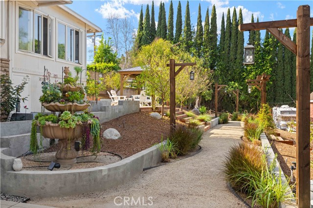 Detail Gallery Image 30 of 42 For 5981 Lakeview Ave, Yorba Linda,  CA 92886 - 4 Beds | 2/1 Baths