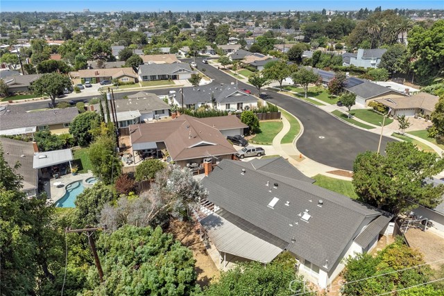 Detail Gallery Image 3 of 19 For 3948 E Lynnwood Ave, Orange,  CA 92869 - 4 Beds | 2 Baths