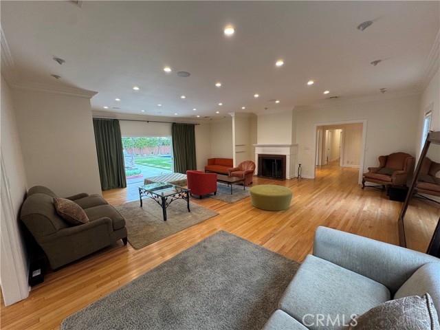 Detail Gallery Image 14 of 40 For 4455 California, Long Beach,  CA 90807 - 4 Beds | 3 Baths