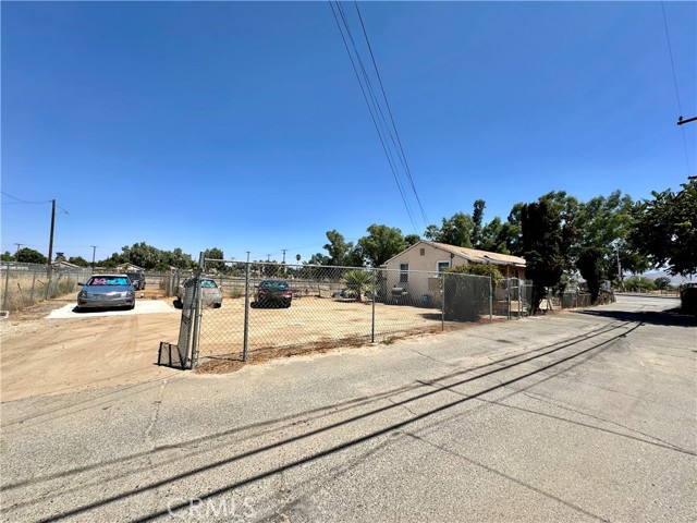 Detail Gallery Image 13 of 18 For 182 State St, Perris,  CA 92570 - – Beds | – Baths