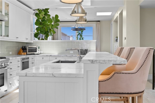 Detail Gallery Image 23 of 52 For 441 28th St, Manhattan Beach,  CA 90266 - 4 Beds | 4/1 Baths